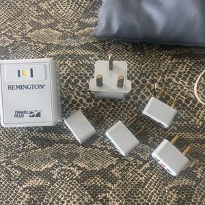 International Converter and Adaptor Kit